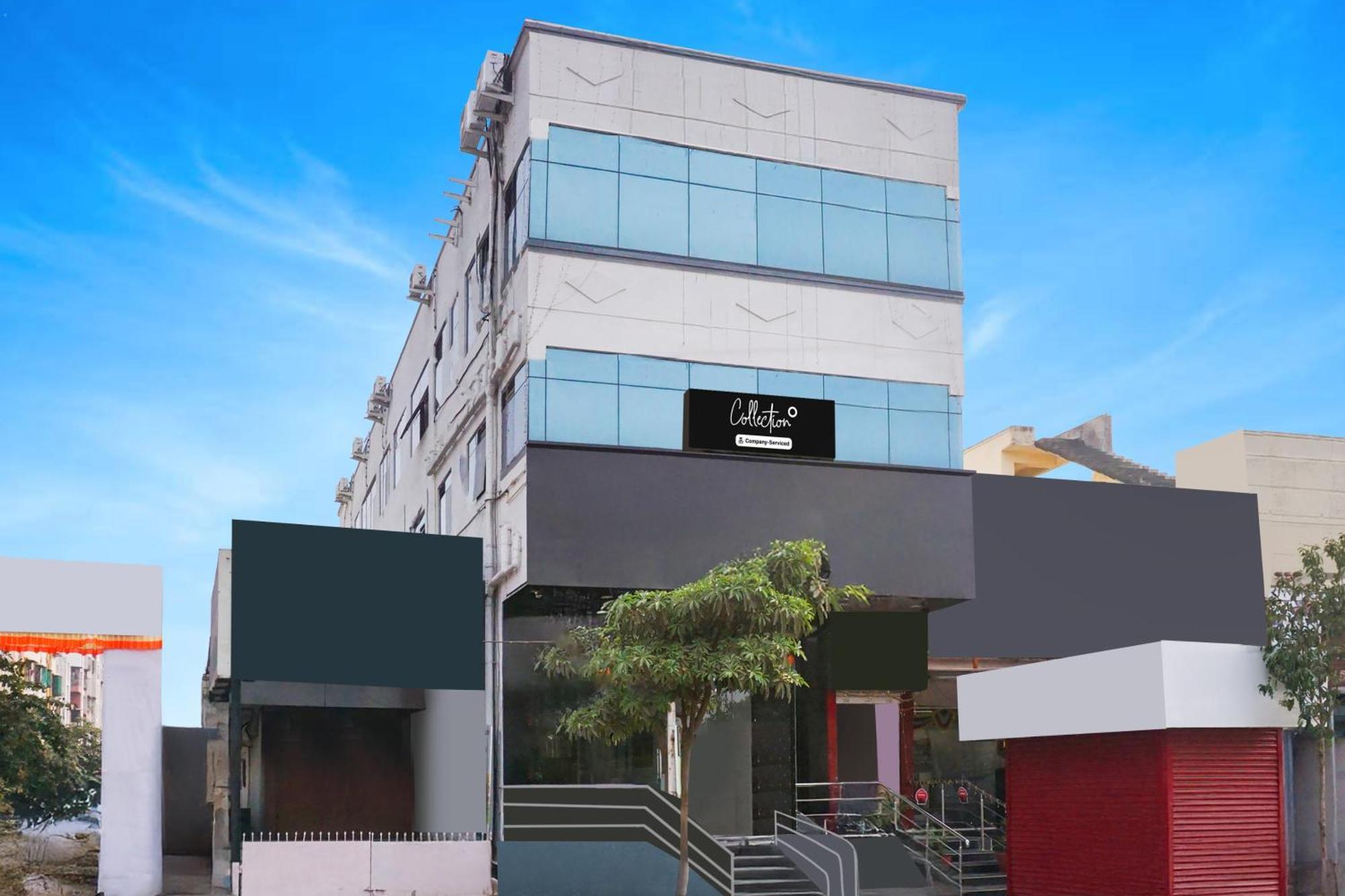 Super Collection O Chandan Nagar Kharadi Formerly Kharadi 4*